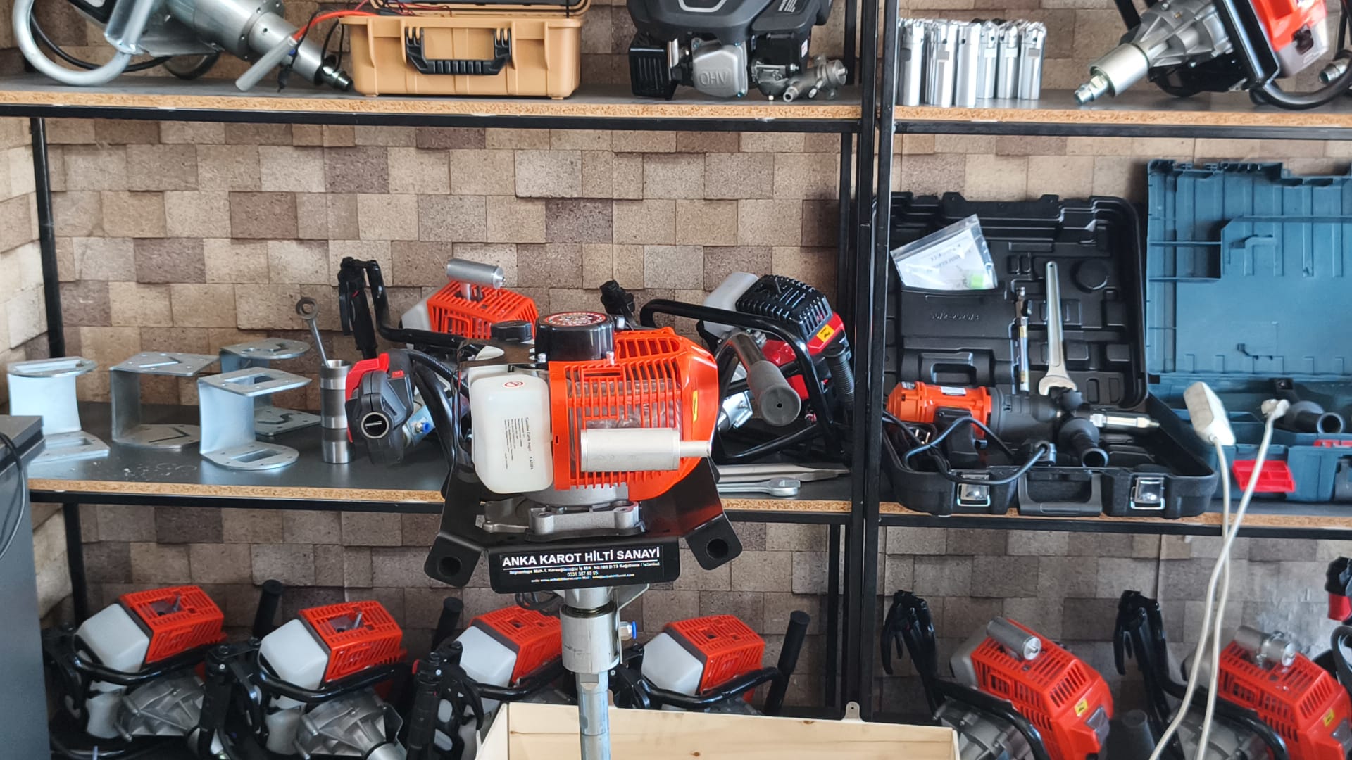 3.5 Kısa Redüktörlü Benzinli Sondaj Makinesi